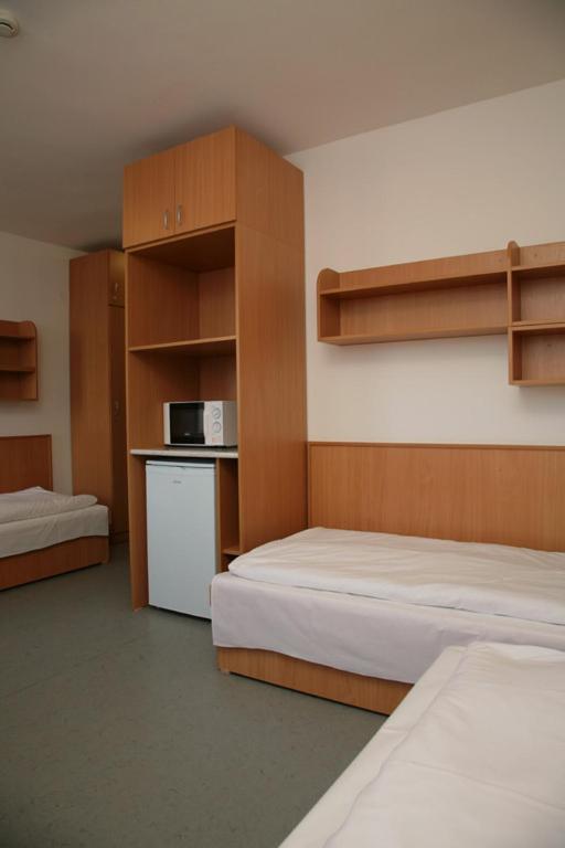 Imola Hostel Eger Quarto foto