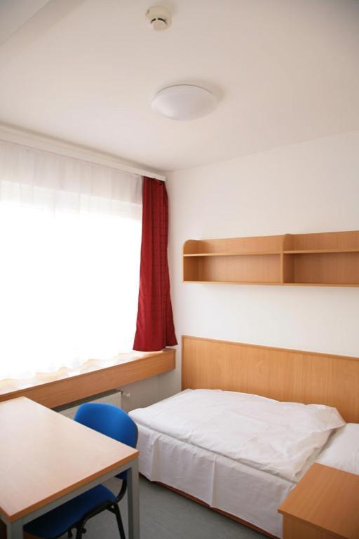 Imola Hostel Eger Quarto foto