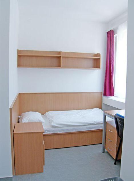 Imola Hostel Eger Quarto foto